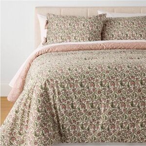 NWT 3рc Full/Queen Reversible Floral Comforter Set Pink/ Green- Studio McGee